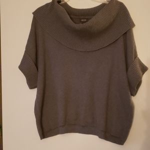 Kenneth Cole XL gray sweater